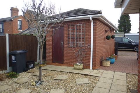 2 bedroom detached bungalow for sale, PARKFIELD ROAD, STOURBRIDGE  DY8