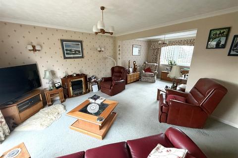 undefined, Cowley Way, Sutton Benger, Chippenham
