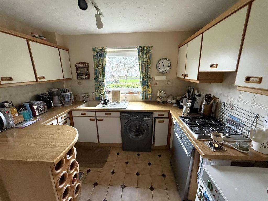 Fitted Kitchen