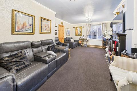 3 bedroom semi-detached house for sale, Douglas Haig Road, Norwich
