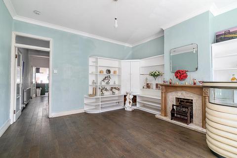undefined, North Avenue, London