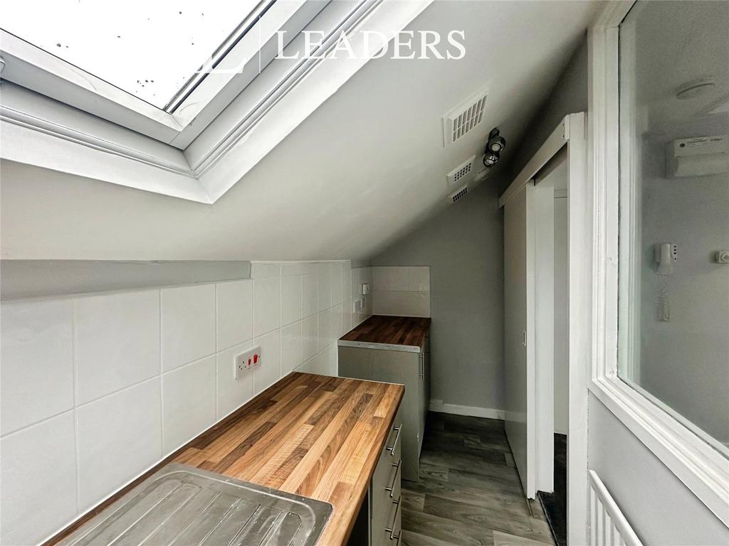 Kitchen (3)