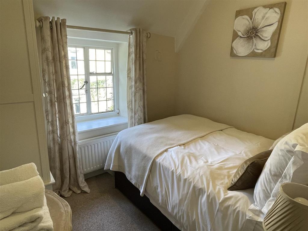 Bedroom 3.JPG