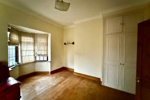 undefined, Slough Road, Iver Heath SL0