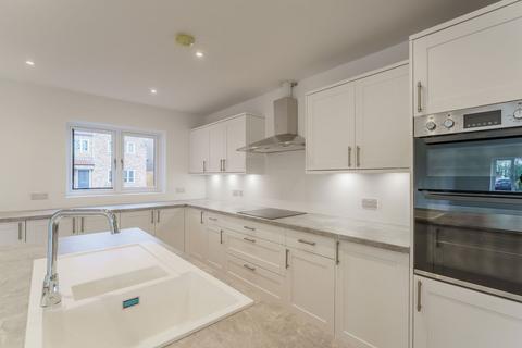 undefined, Holly Close, Whitley DN14