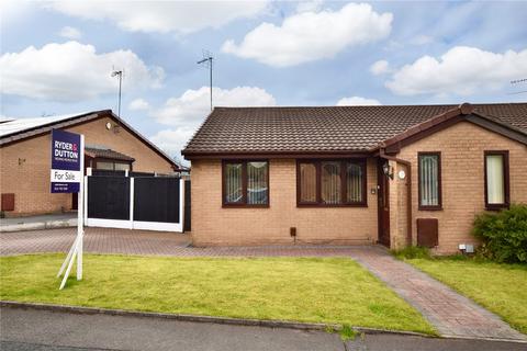 2 bedroom semi-detached bungalow for sale, Duchess Park Close, Shaw, Oldham, Greater Manchester, OL2