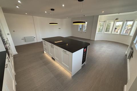 undefined, Ashley Road, Hale, Altrincham
