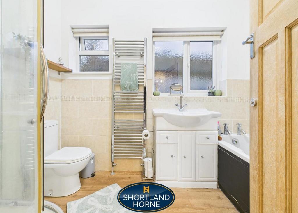 L5 Wph Rxszk-pu ZTCLjo7 DA.jpg