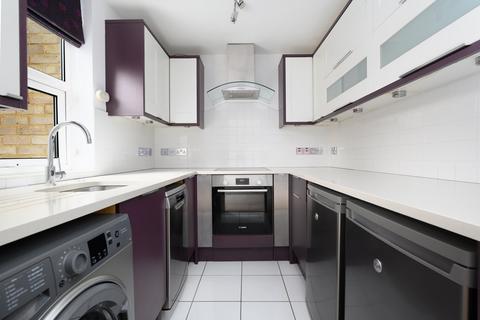 undefined, Queens Road, Weybridge, KT13