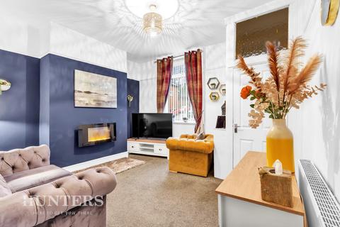 2 bedroom terraced house for sale, Huddersfield Road, Oldham