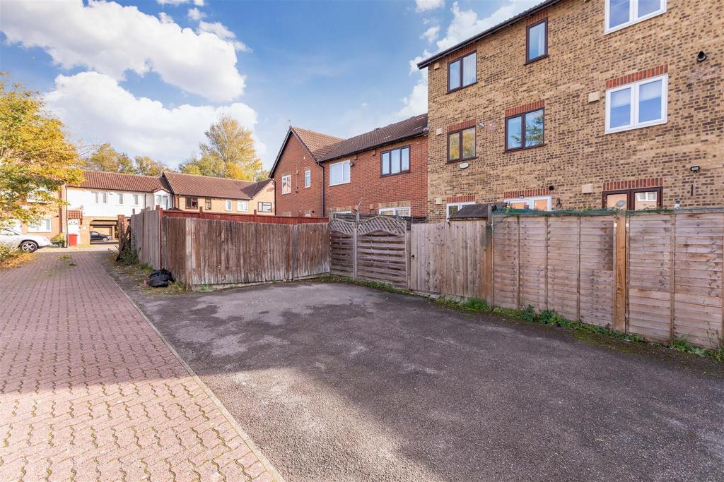 39 Haig Drive-4.jpg