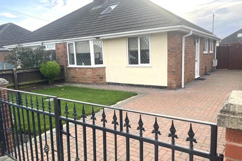 3 bedroom bungalow for sale, Lavenham Road, Grimsby, DN33