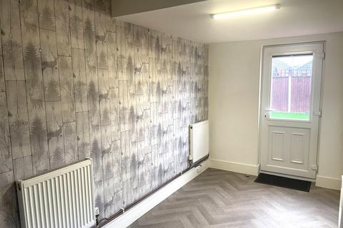 3 bedroom bungalow for sale, Lavenham Road, Grimsby, DN33