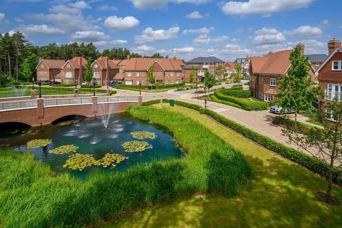 3 bedroom semi-detached house for sale, Ively Road, Fleet GU51