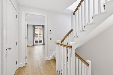 undefined, Pavilion Road, Knightsbridge, London