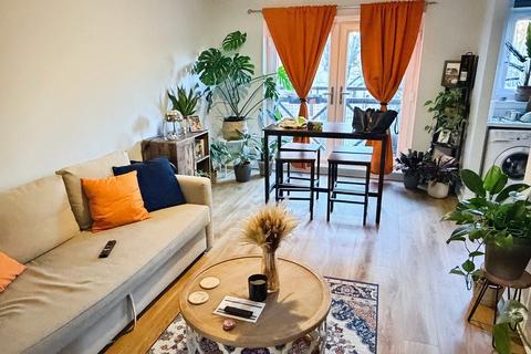 undefined, New Bells Court, Edinburgh, EH6