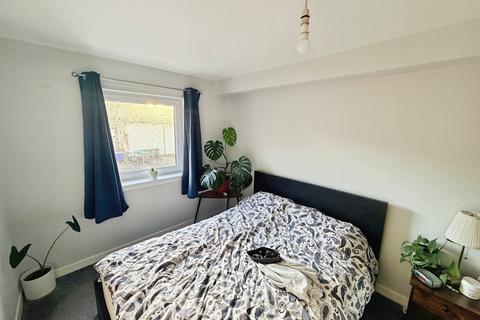 undefined, New Bells Court, Edinburgh, EH6