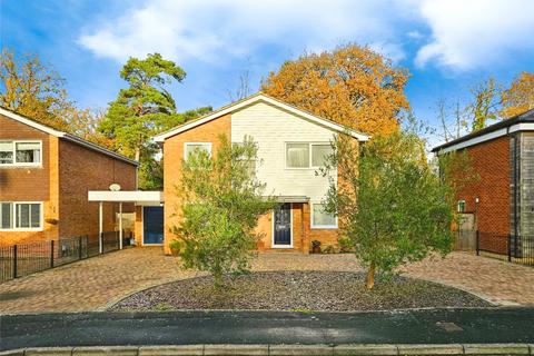 4 bedroom detached house for sale, Fir Tree Way, Fleet, Hampshire