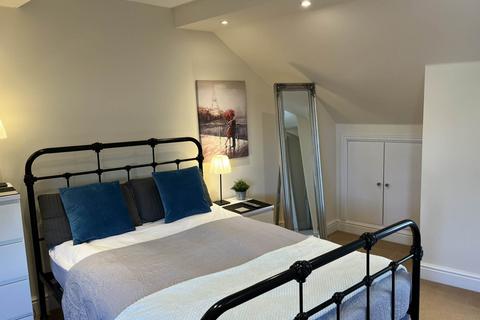 undefined, Willowbrook, Great George, Godalming GU7
