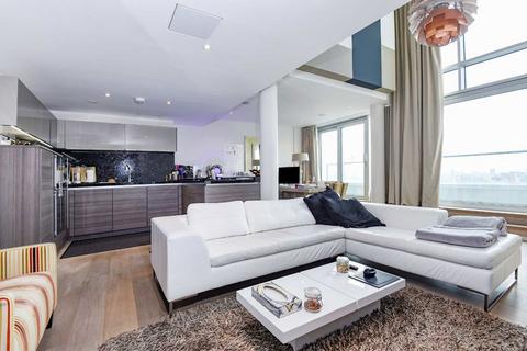 undefined, Baltimore Wharf, London E14