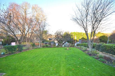 3 bedroom detached house for sale, Ringstead Crescent, Weymouth