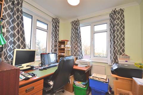 3 bedroom detached house for sale, Ringstead Crescent, Weymouth