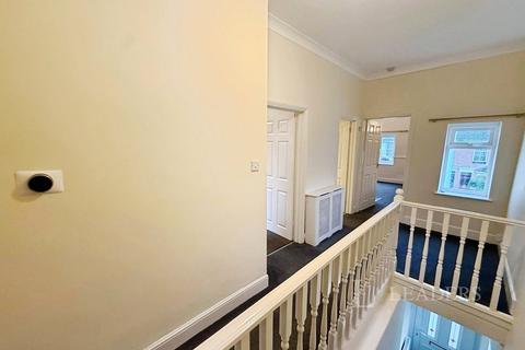 2 bedroom flat to rent, Hamilton Road, Bishopstoke, SO50