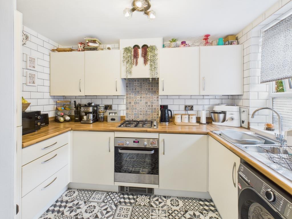 Cam03729 g0 pr0131 still017