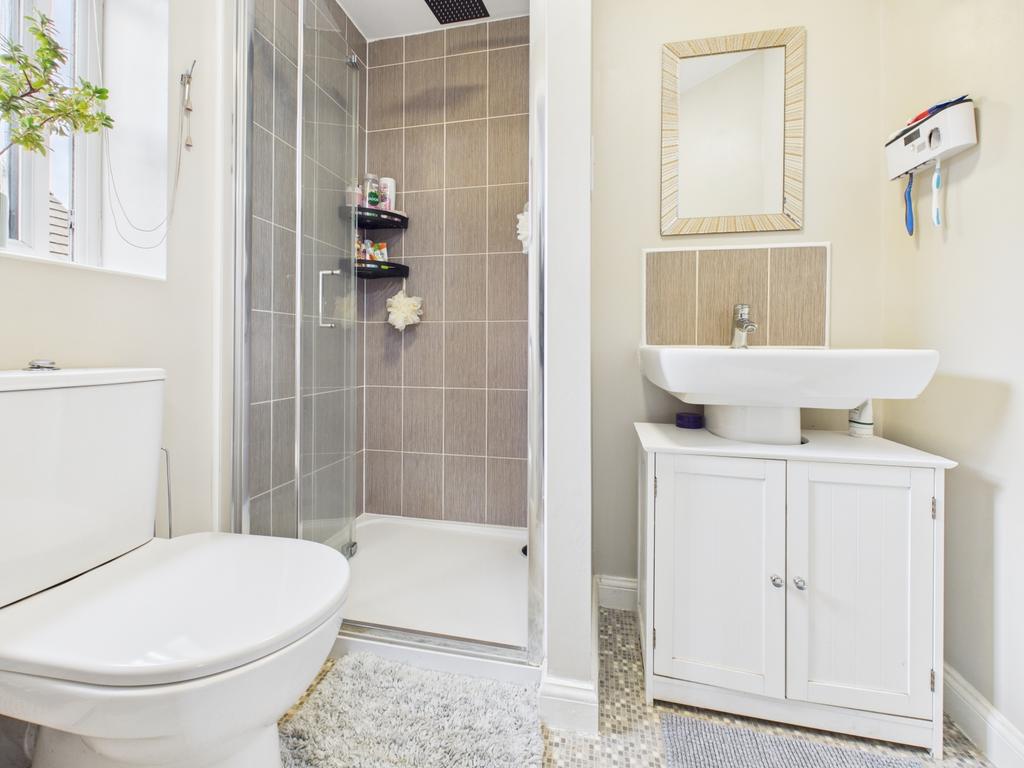 Cam03729 g0 pr0131 still008