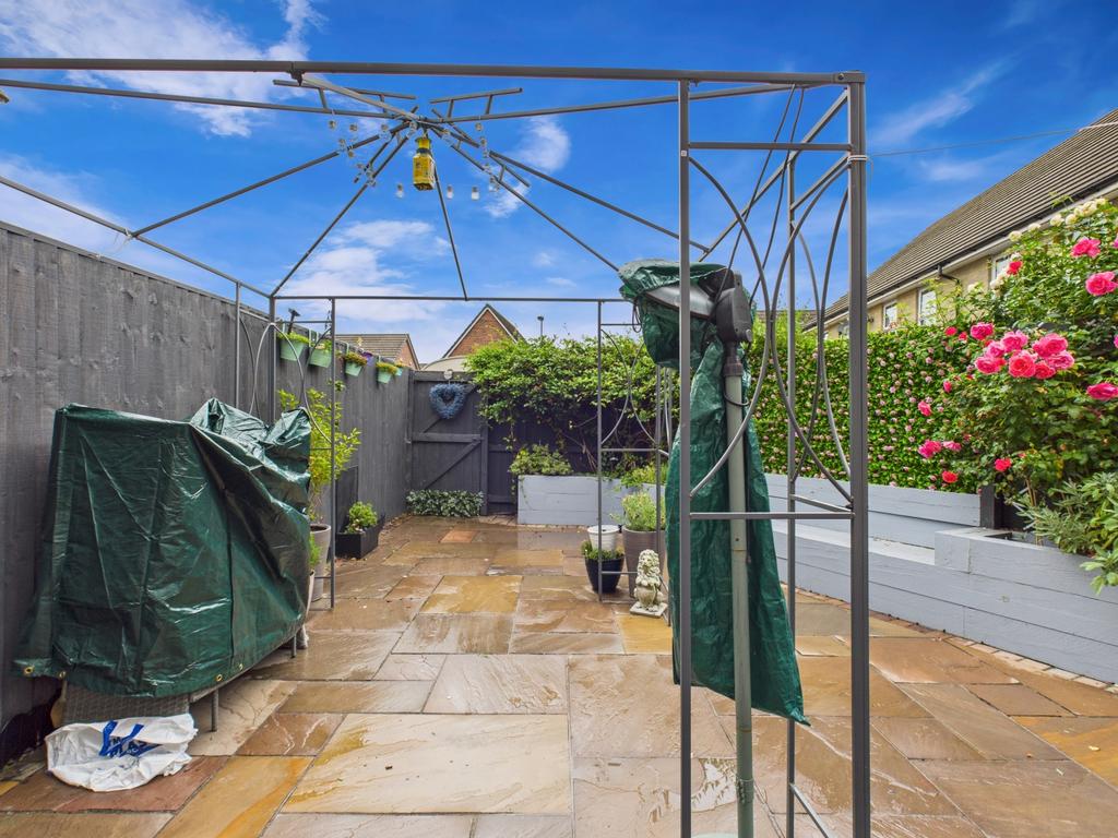 Cam03729 g0 pr0131 still025