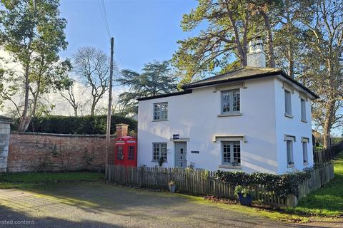 undefined, Manor Lodge, Sutton Lane, Elton, Nottinghamshire