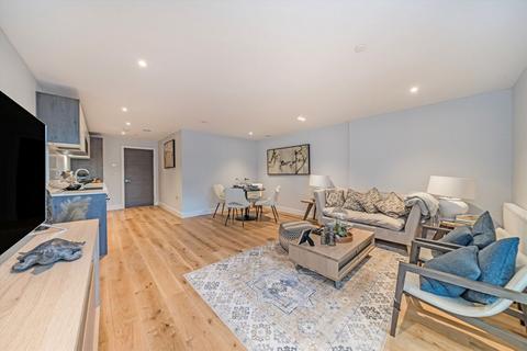 undefined, Kingston Road, Wimbledon SW20