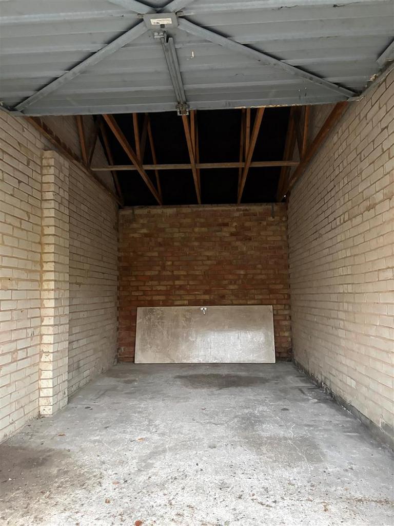 Garage 3.jpg