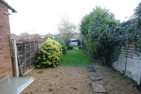 2 bedroom house to rent, Heathcote Avenue, Hatfield