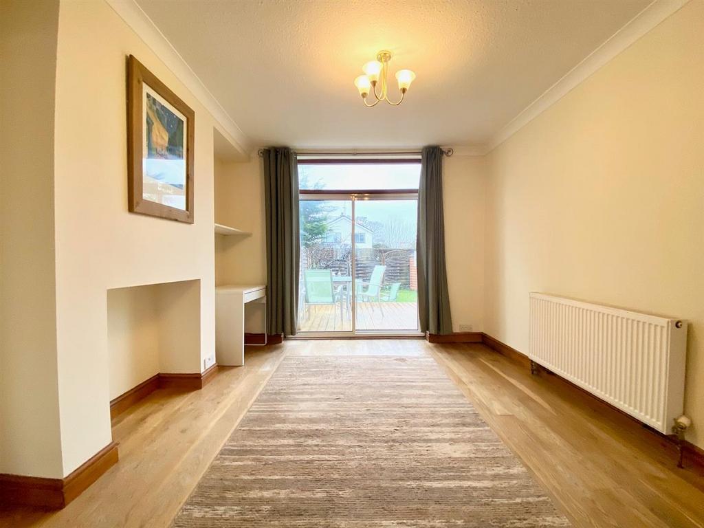 Dining Space.jpg