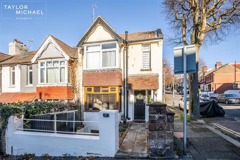 5 bedroom terraced house to rent, Hartington Road, Brighton