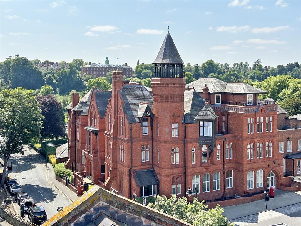 Kingsland Bridge Mansions Front Shot 2023.jpeg
