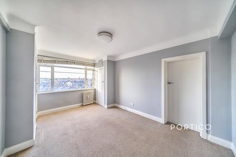 1 bedroom flat to rent, Balham High Road, London, SW17