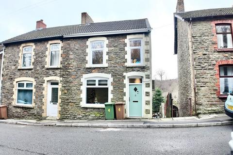 3 bedroom end of terrace house for sale, Bute Place, Aberbeeg, NP13