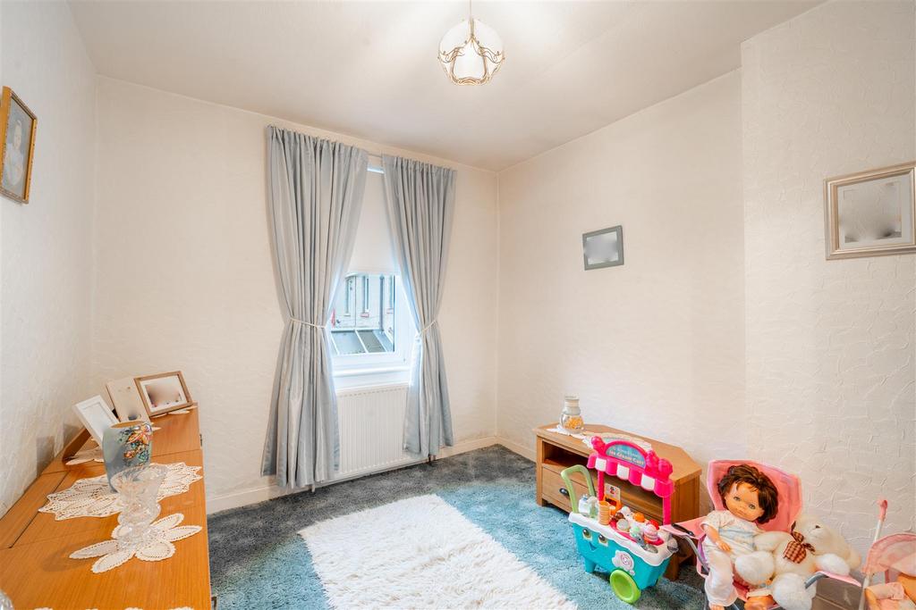 Bedroom.two.jpg