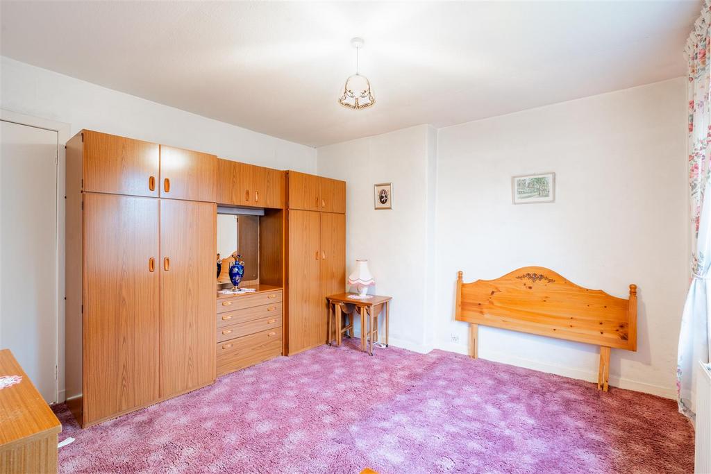 Bedroom.one.jpg