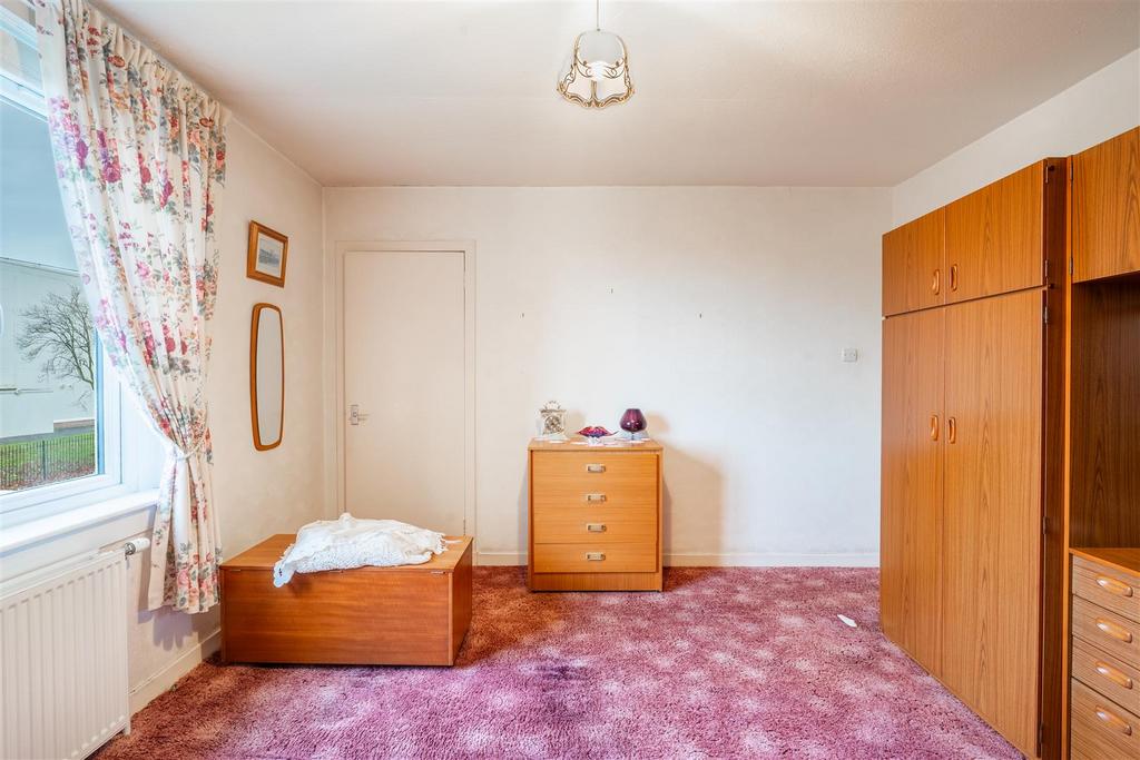 Bedroom.one-1.jpg