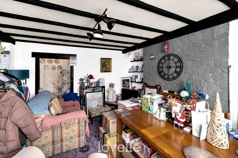 undefined, Alexandra Road, Grimsby DN31