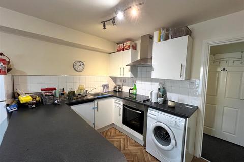 1 bedroom flat to rent, 1 -3 Gammons Lane, Watford WD24