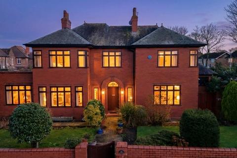 5 bedroom detached house for sale, Victoria Road, Grappenhall WA4 2EQ