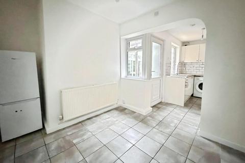 undefined, Kendal Grove, Worsley, Manchester, Greater Manchester