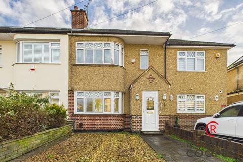 2 bedroom terraced house for sale, Dartmouth Road, Ruislip, HA4
