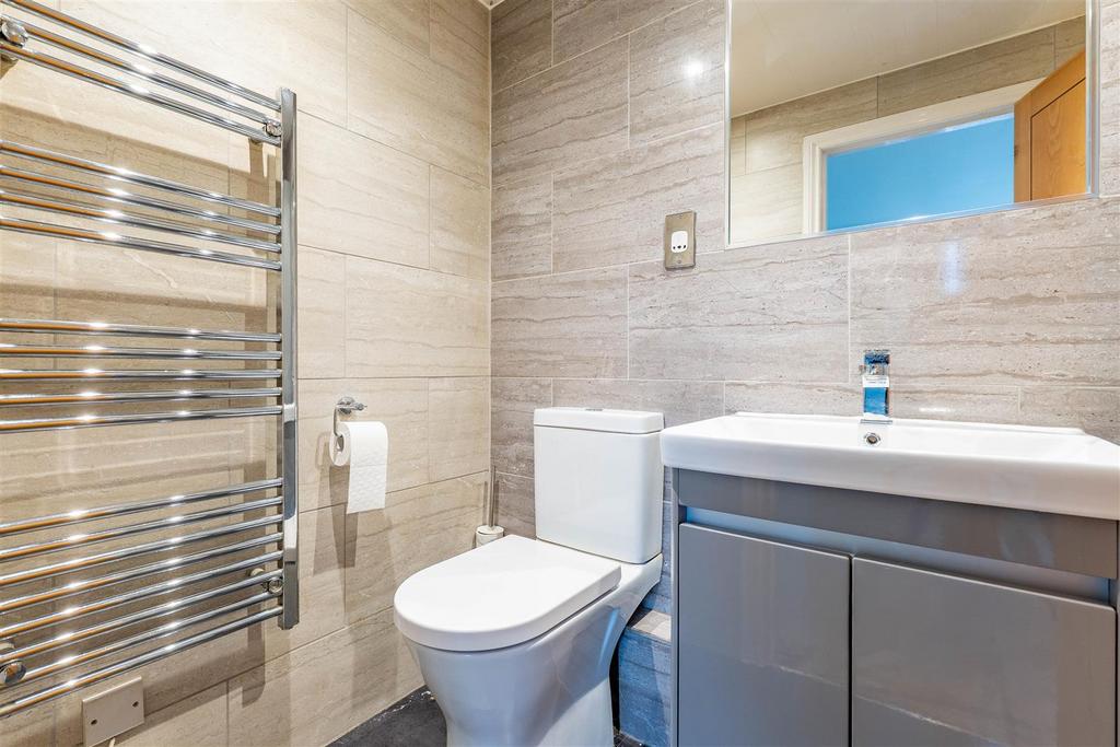 Ensuite