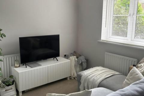 undefined, Swangrove Gardens, Gloucester GL4
