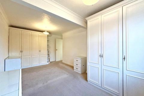 3 bedroom detached bungalow for sale, Falcons Way, Copthorne, Shrewsbury